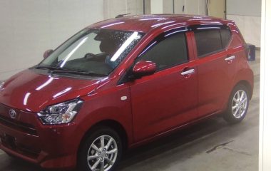 Daihatsu Mira ES