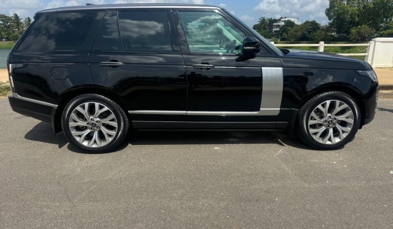 
								Land Rover Range Rover full									