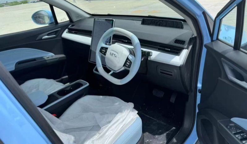 
								Neta V – 2 Sky Blue full									